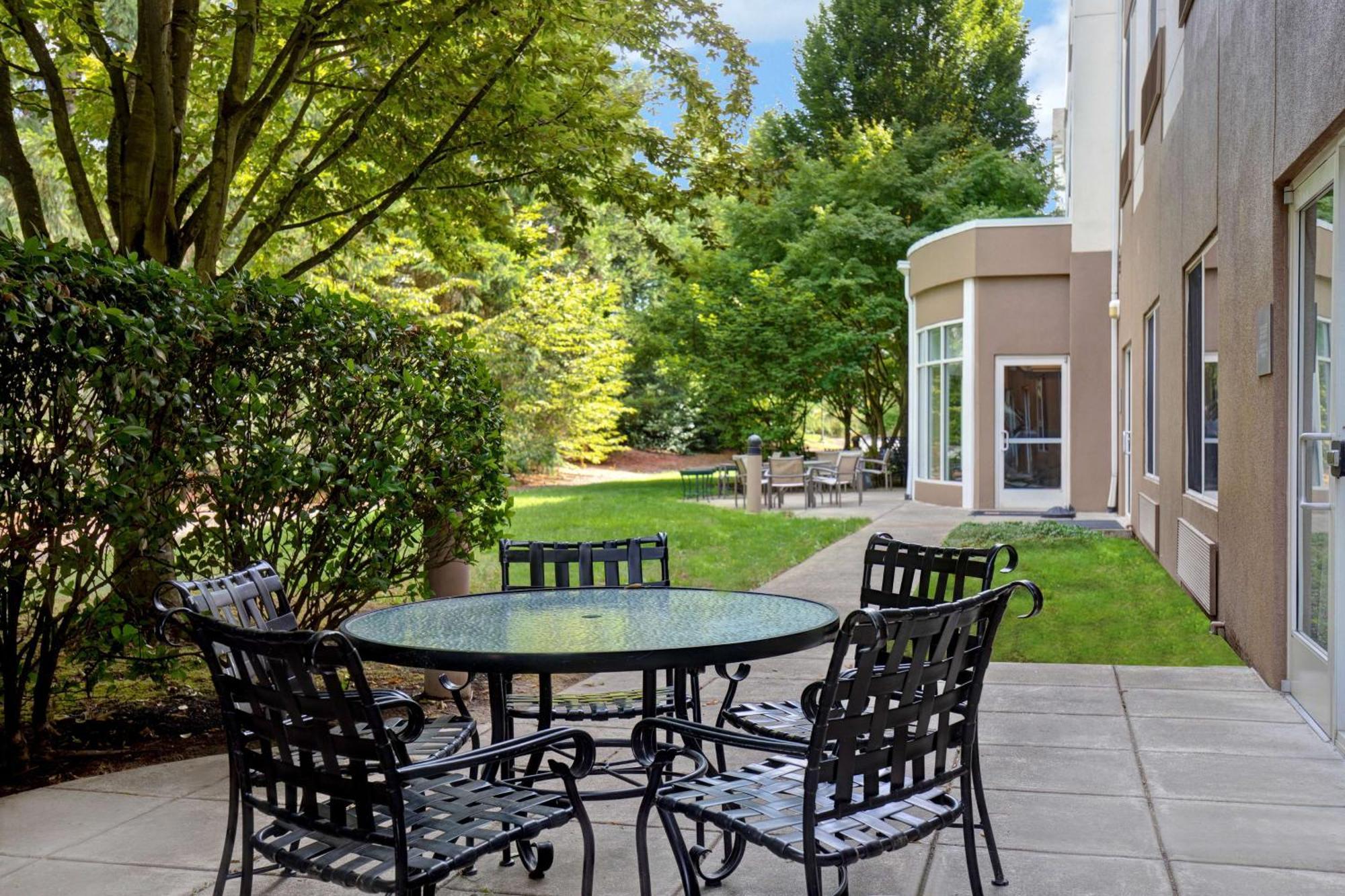 Hilton Garden Inn Portland/Beaverton Exteriör bild